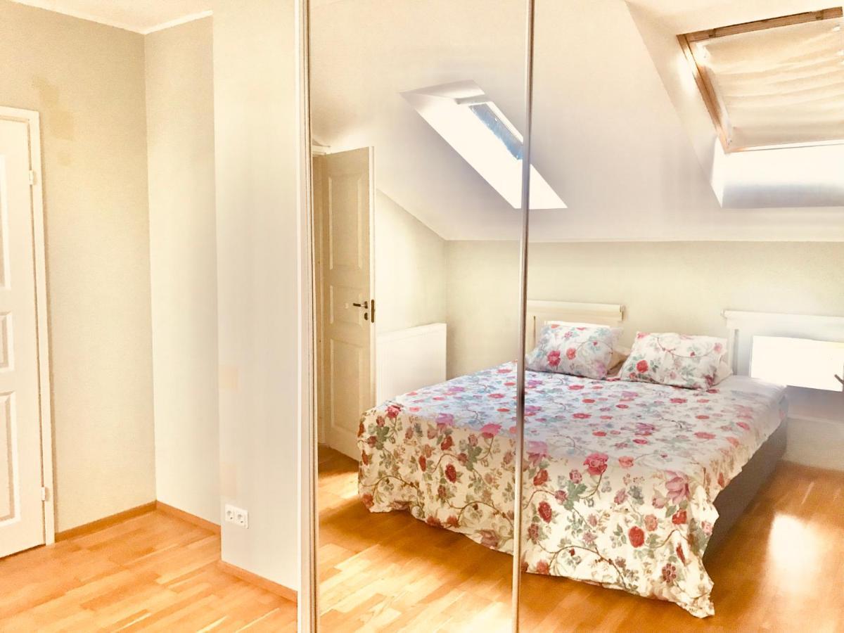 Cozy City Penthouse Apartment, Free Parking Tallin Zewnętrze zdjęcie